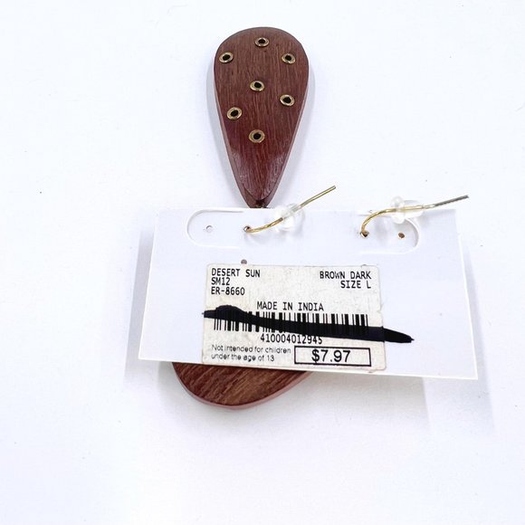 NWT – Charming Charlie – Wooden Teardrop Gold Tone Fishhook 2.75” Earrings - Picture 7 of 8